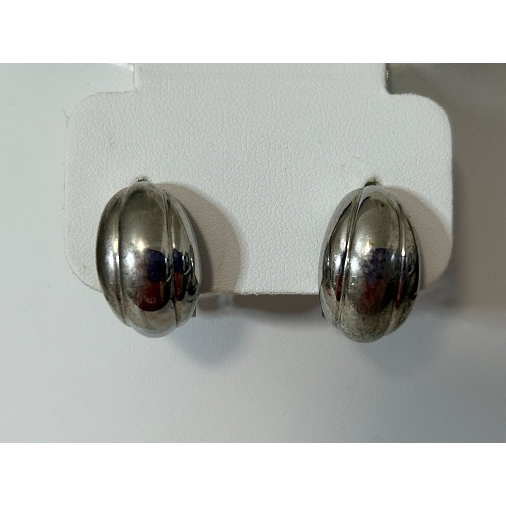 Kenneth J Lane KJL Vintage Lever Back Earrings Silver Tone